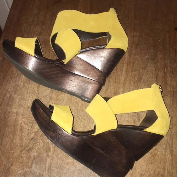 DvF Opal Crisscross Wedge Sandals - Picture 5 of 8